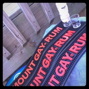 8pc MOUNT GAY RUM Bar Mats w/ Plastic Shot Glasses